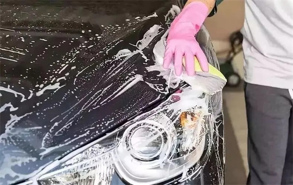 洗车时新车用打蜡吗