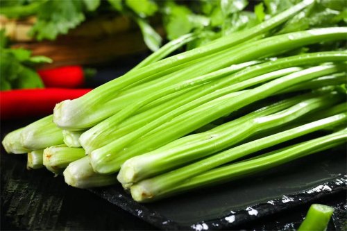 吃芹菜为什么不吃叶子芹菜叶子到底能吃吗