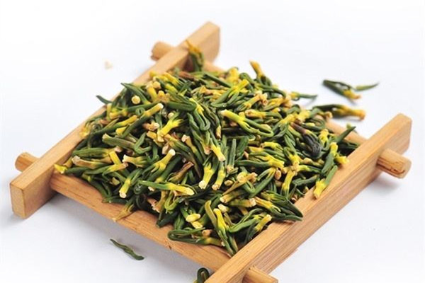 莲子心泡水能治失眠吗 莲子心泡水能治牙疼吗 莲子心泡水能治失眠吗 莲子心泡水能治牙疼吗